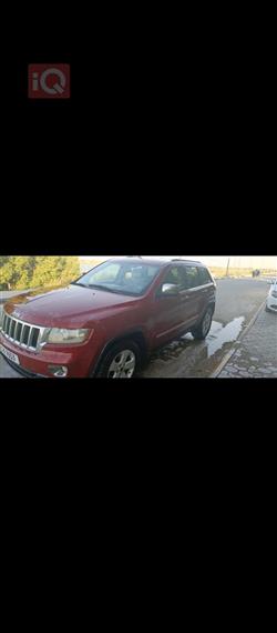 جیپ گراند شیرۆکی